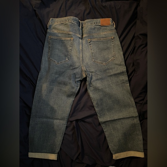 GAP Tapered Jean Sz35 Medium Wash - Picture 2 of 4